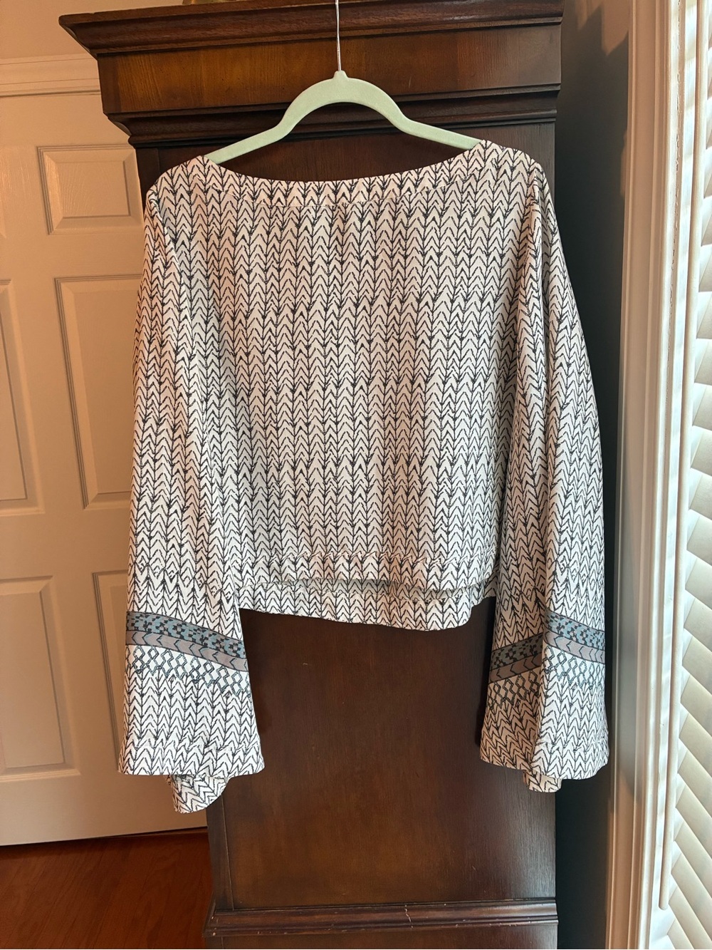 Free People Stars Align Bell Sleeve Top - Size Large - Picture 6 of 7
